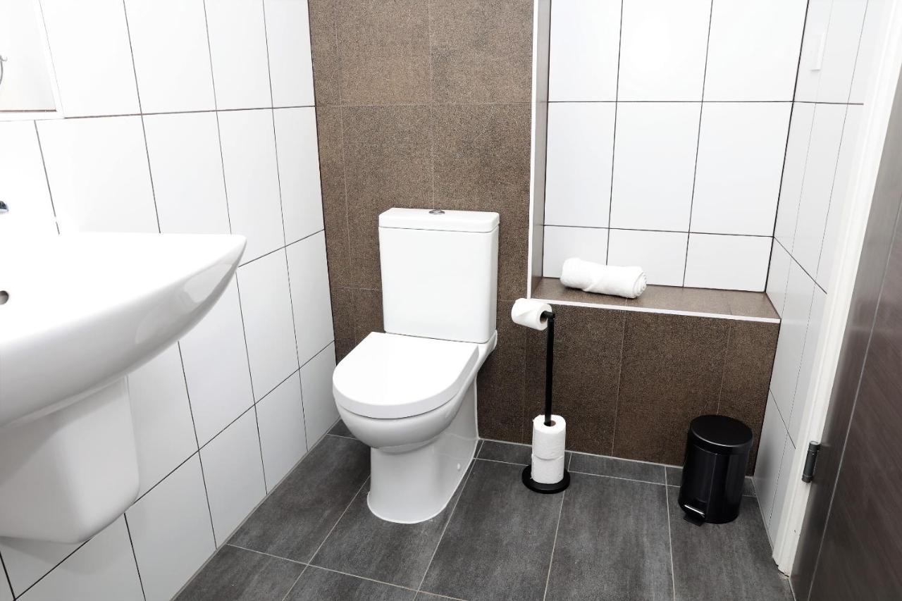 Watford Luxury 1 Bed Flat - Free Parking公寓 外观 照片
