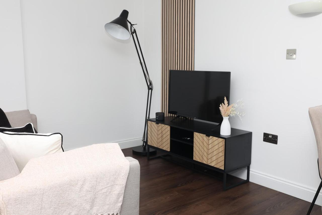 Watford Luxury 1 Bed Flat - Free Parking公寓 外观 照片