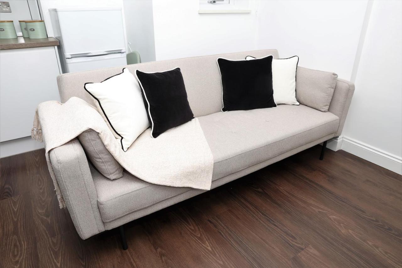 Watford Luxury 1 Bed Flat - Free Parking公寓 外观 照片